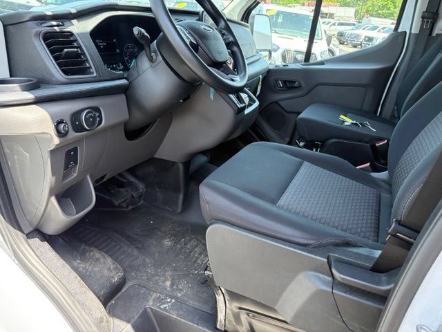 Certified 2025 Ford Transit 250 Low Roof w/ Exterior Upgrade Package RWD image 15