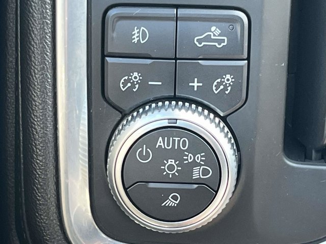 Used 2019 GMC Sierra 1500 Denali w/ Denali Ultimate Package AWD/4WD image 31