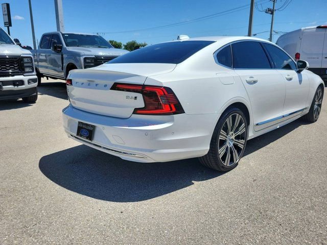 Used 2023 Volvo S90 B6 Ultimate w/ Lounge Package AWD/4WD image 4