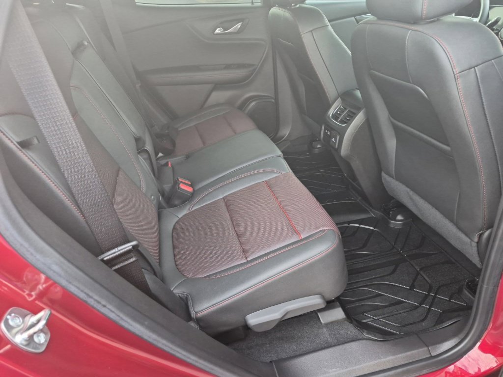 Used 2024 Chevrolet Blazer RS w/ Driver Confidence II Package FWD image 28