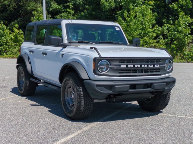 Certified 2025 Ford Bronco 4-Door w/ Sasquatch Package AWD/4WD image 2