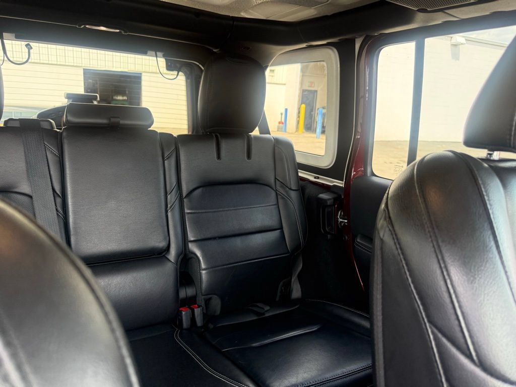 Used 2021 Jeep Wrangler Unlimited Sahara w/ Cold Weather Group AWD/4WD image 67
