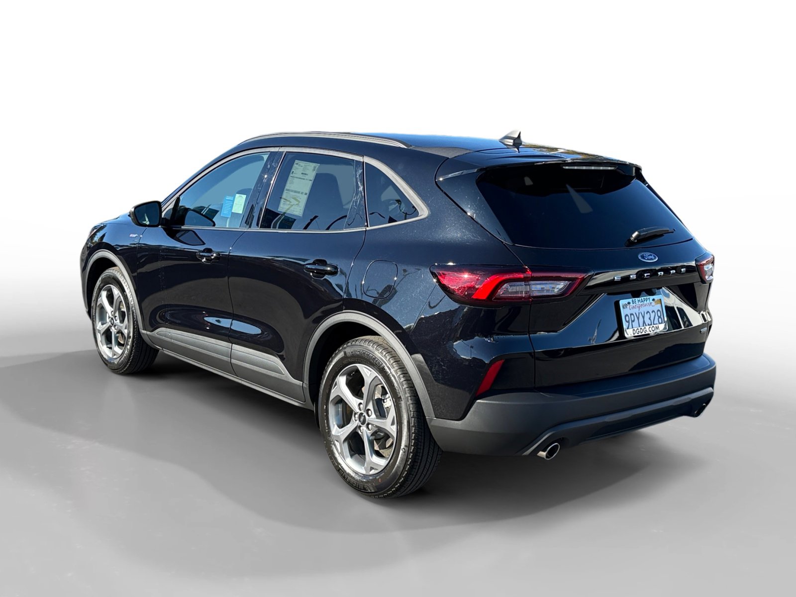 Certified 2025 Ford Escape ST-Line w/ Equipment Group 301A image 3