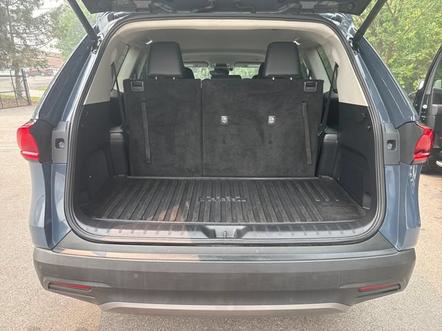 Used 2024 Toyota Grand Highlander AWD image 10