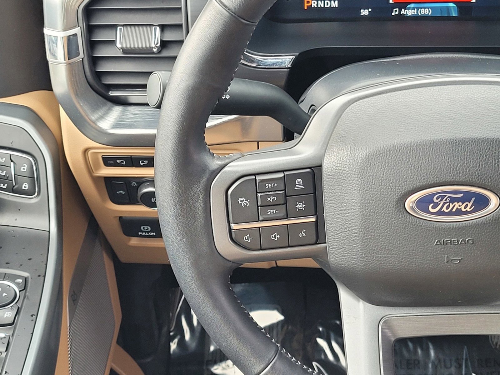 Certified 2022 Ford F150 Lariat w/ Equipment Group 502A High image 13