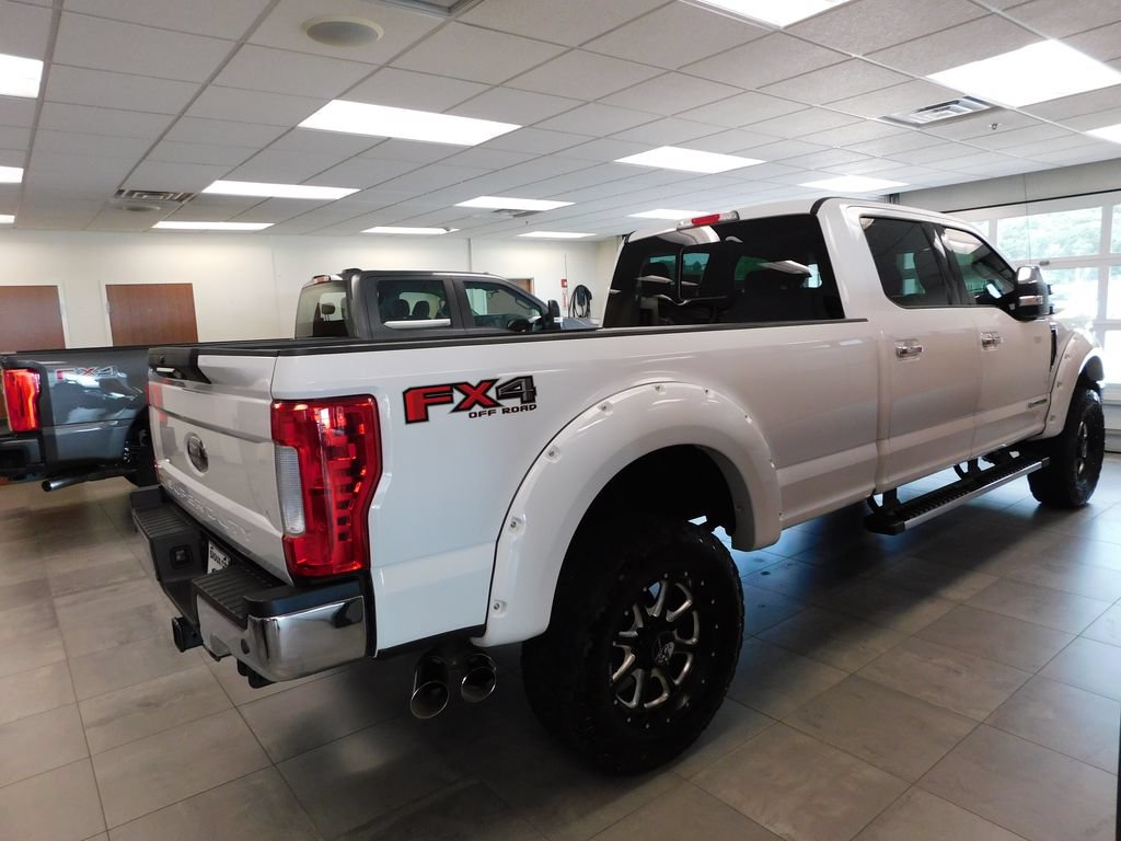 Certified 2017 Ford F350 Lariat w/ Chrome Package AWD/4WD image 4
