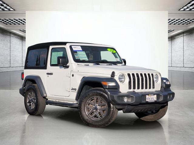 Used 2024 Jeep Wrangler Sport AWD/4WD image 2
