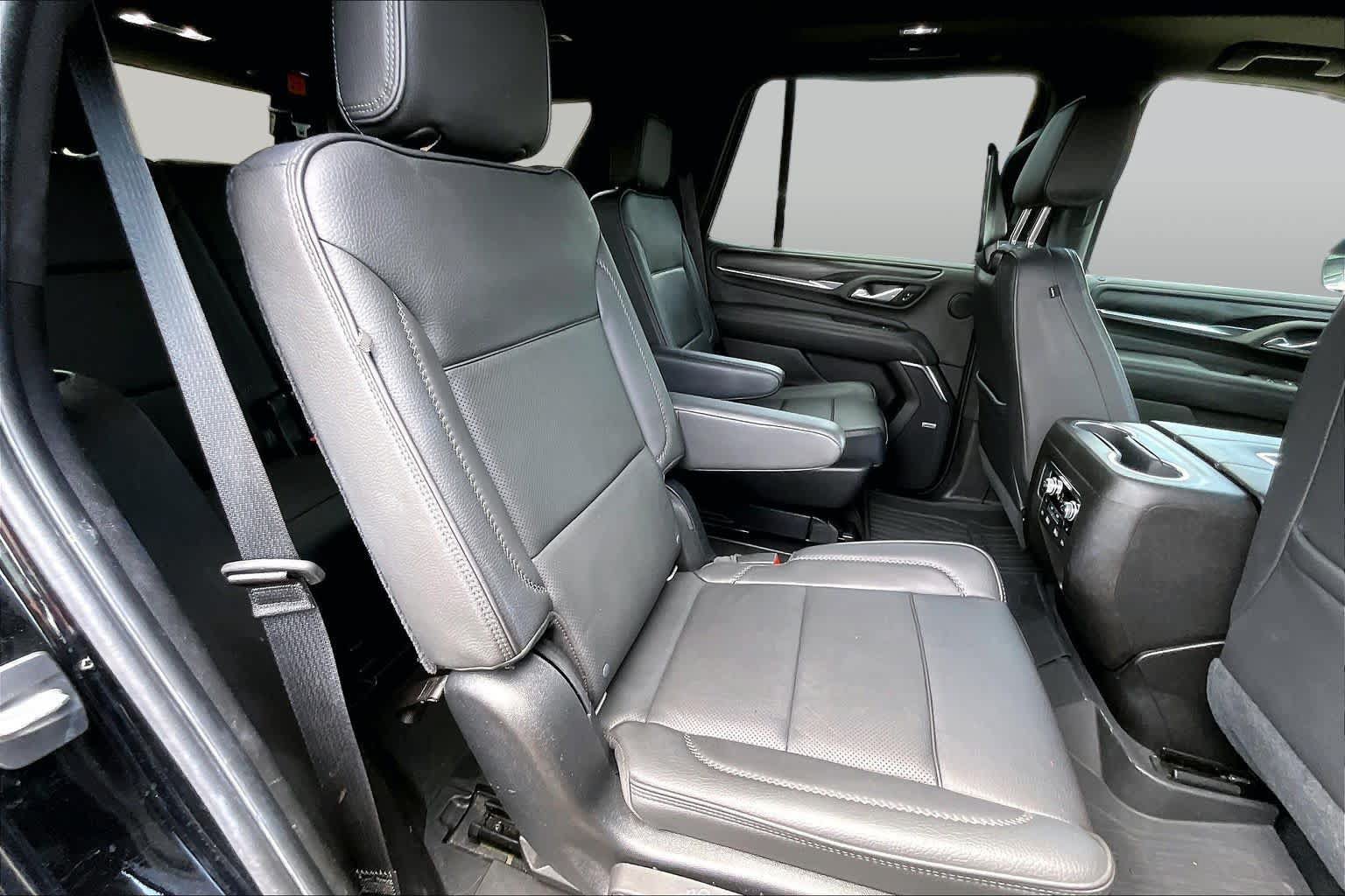 Used 2021 GMC Yukon Denali w/ LPO, Illumination Package RWD image 20