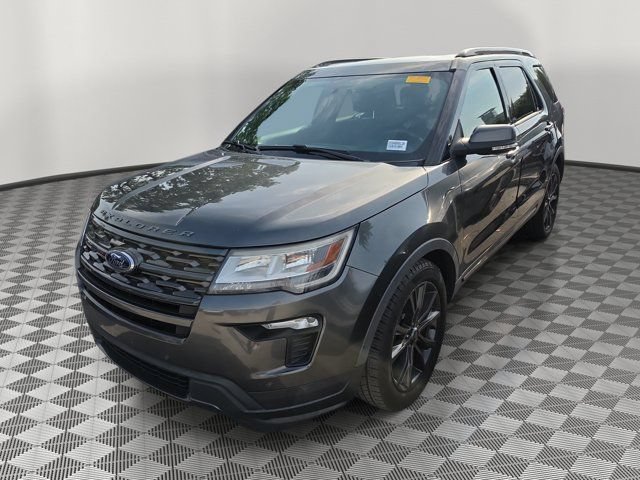 Certified 2018 Ford Explorer XLT w/ Equipment Group 202A FWD video 3