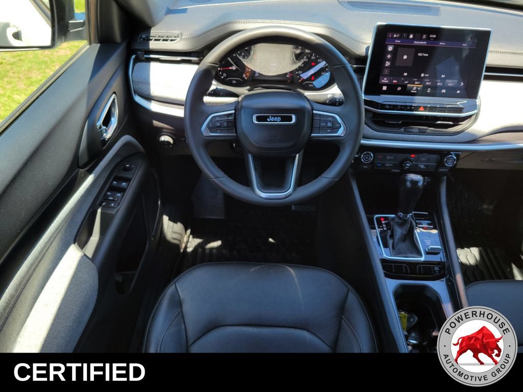 Used 2023 Jeep Compass Latitude AWD/4WD image 19