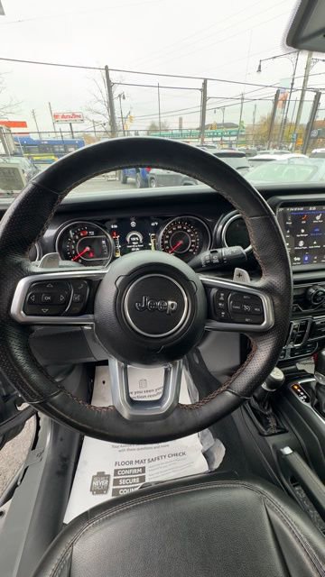 Used 2022 Jeep Wrangler Unlimited Rubicon w/ Xtreme Recon 35" Tire Package image 15