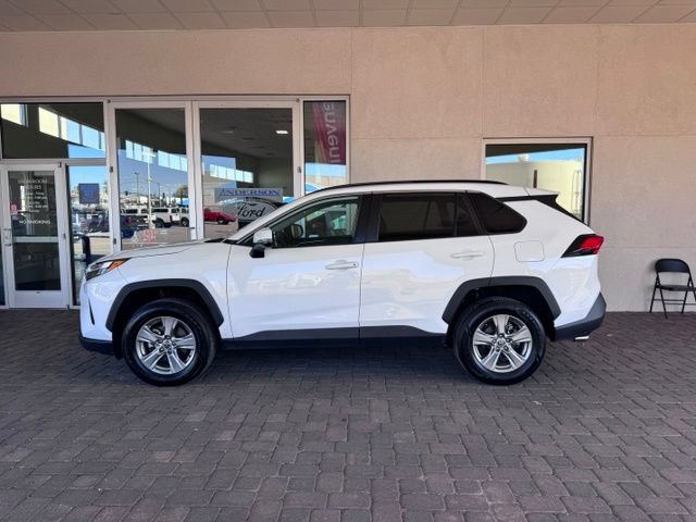 Used 2024 Toyota RAV4 XLE FWD image 2