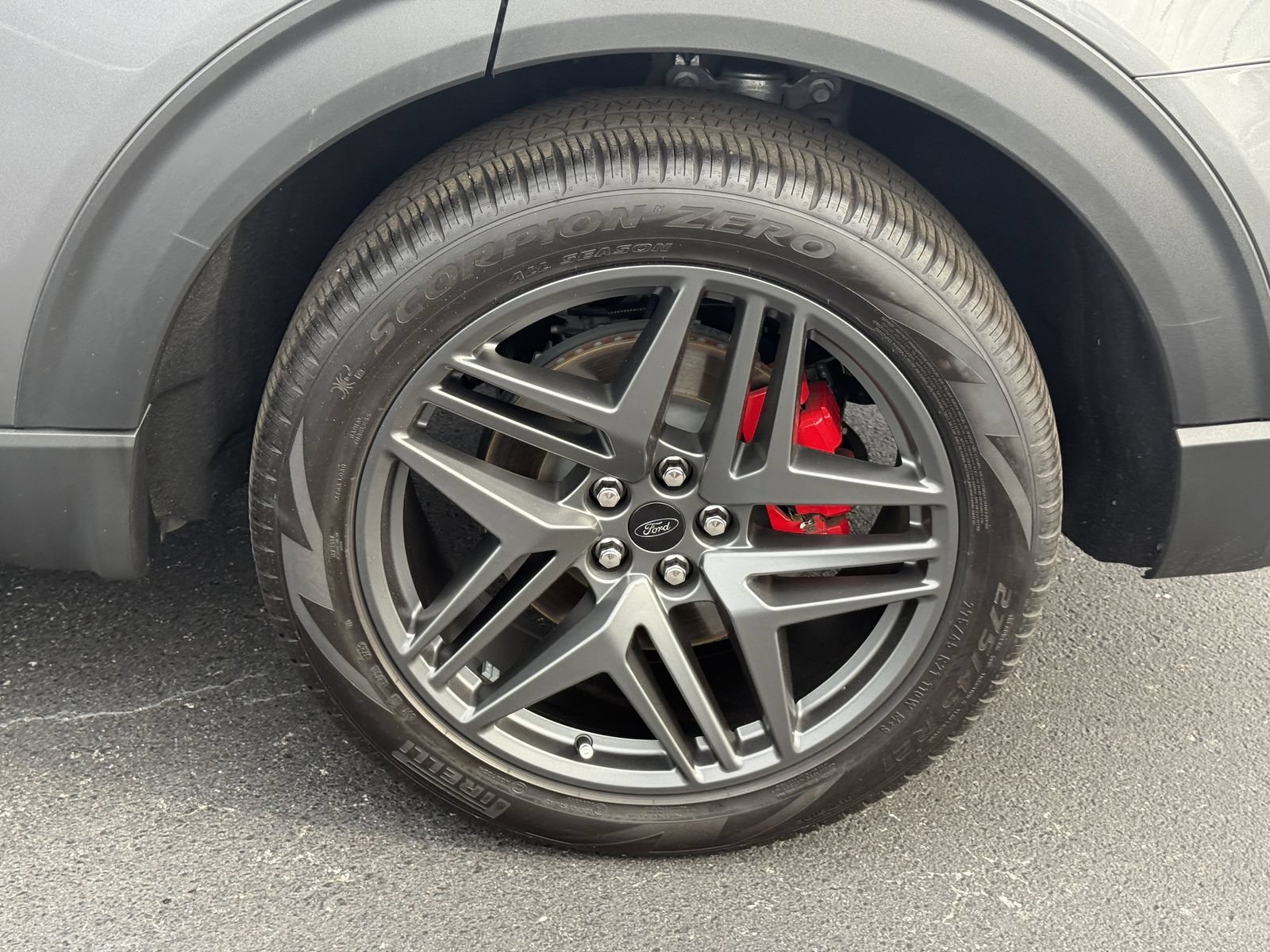 Certified 2025 Ford Explorer ST AWD/4WD image 39