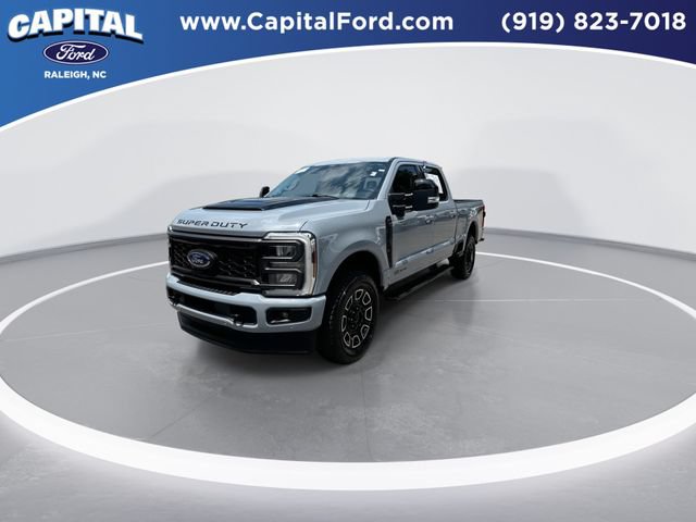 Certified 2024 Ford F250 Lariat w/ Lariat Ultimate Package AWD/4WD image 4