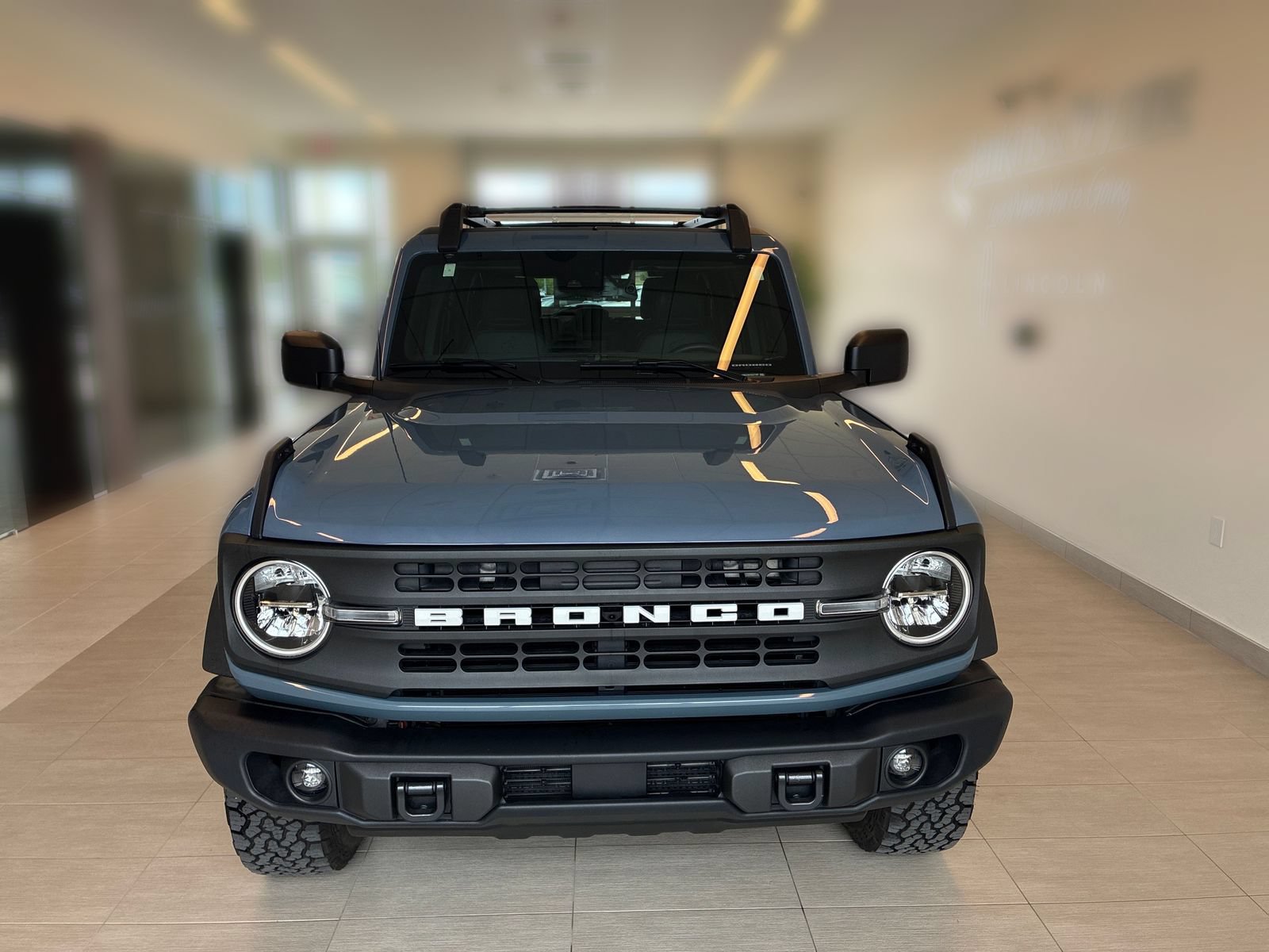 Certified 2025 Ford Bronco Big Bend w/ Black Diamond Package AWD/4WD image 5