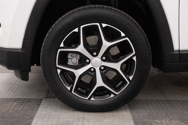 Used 2024 Jeep Compass Limited AWD/4WD image 16