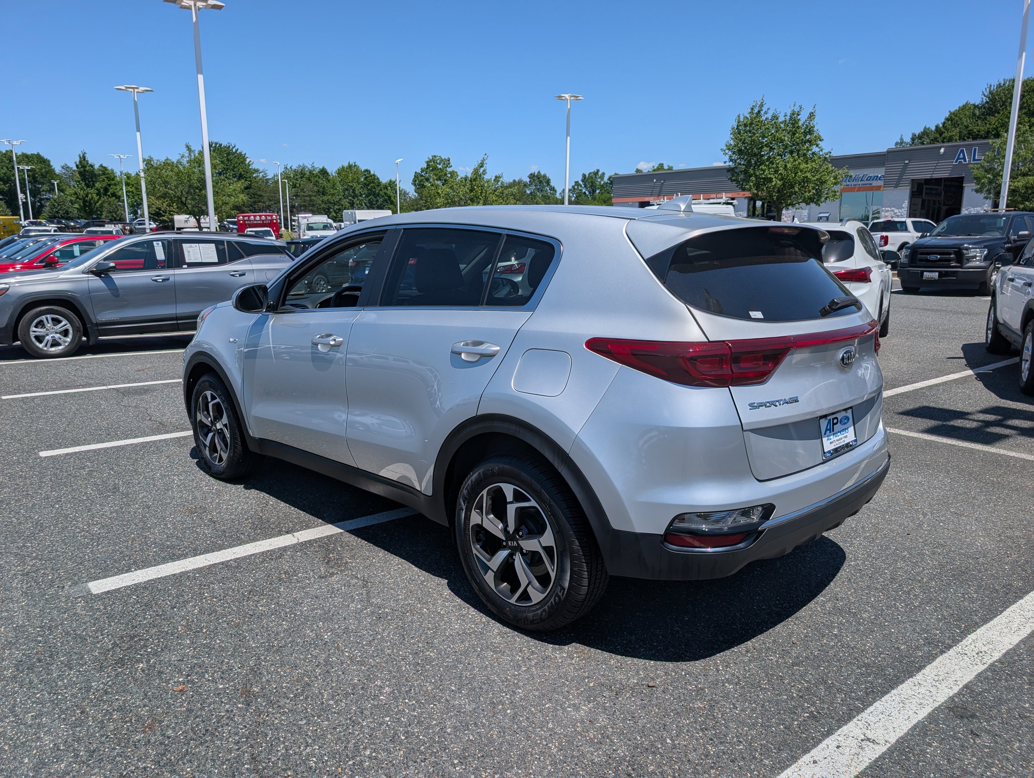 Used 2020 Kia Sportage LX AWD/4WD image 5