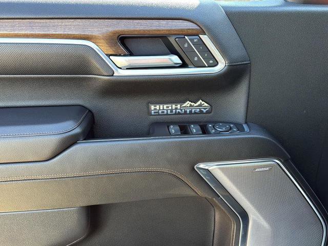 Used 2022 Chevrolet Silverado 1500 High Country w/ Z71 Off-Road Package image 13