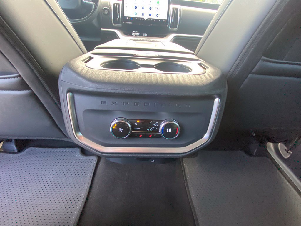Certified 2025 Ford Expedition Max Platinum AWD/4WD image 28