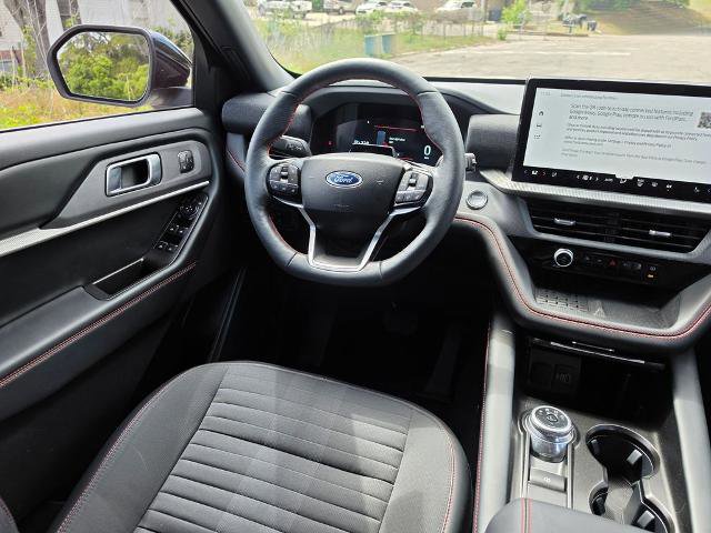 Certified 2025 Ford Explorer ST-Line w/ Premium Package RWD image 12