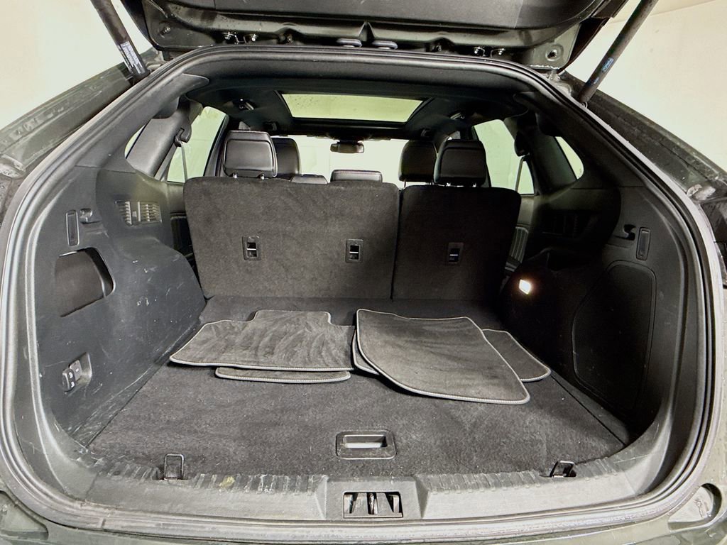 Certified 2022 Ford Edge ST w/ Equipment Group 401A image 28