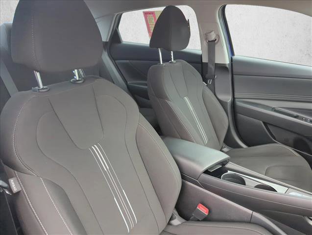 Used 2023 Hyundai Elantra SEL w/ Convenience Package FWD image 26