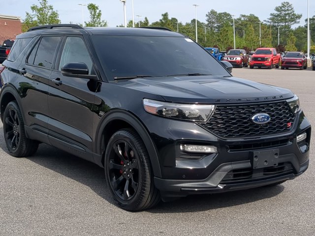 Certified 2024 Ford Explorer ST w/ Equipment Group 401A AWD/4WD image 1
