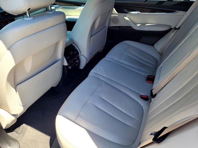 Used 2018 BMW X5 sDrive35i w/ Driving Assistance Package RWD image 13