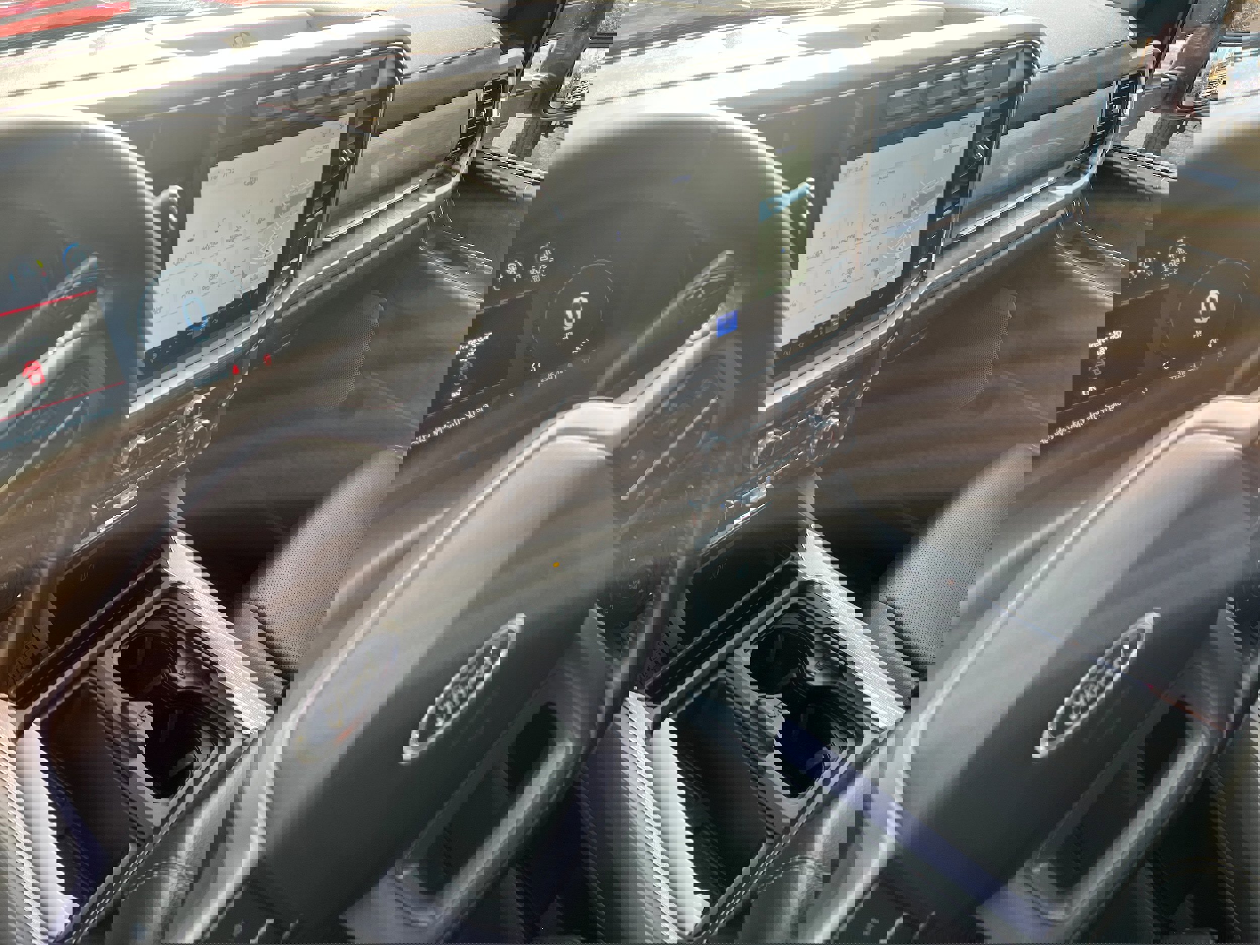 Certified 2023 Ford F250 Lariat w/ Chrome Package image 10