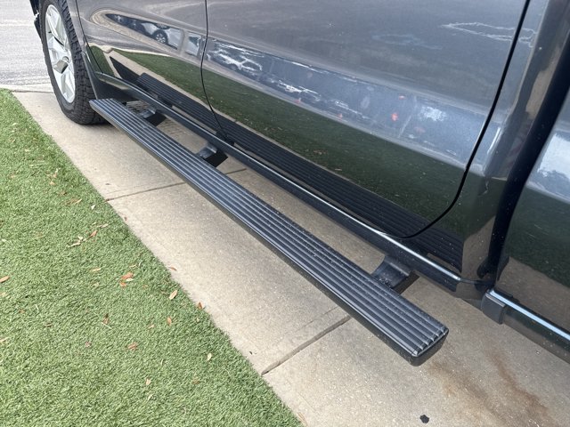 Used 2022 Chevrolet Silverado 1500 Custom RWD image 12