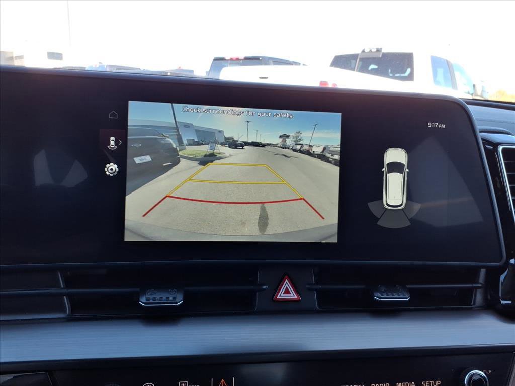 Used 2025 Kia Sportage EX image 23