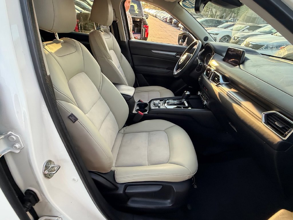 Used 2020 MAZDA CX-5 Touring FWD image 19