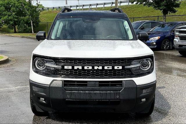 Certified 2025 Ford Bronco Sport Outer Banks w/ Outer Banks Tech Package+ AWD/4WD image 2