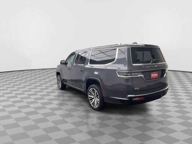 Used 2024 Jeep Grand Wagoneer L Series III AWD/4WD image 39