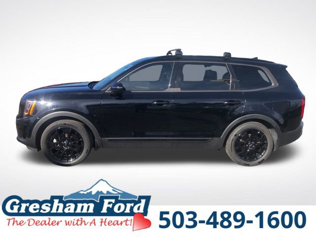 Used 2022 Kia Telluride SX w/ SX Prestige Package image 3
