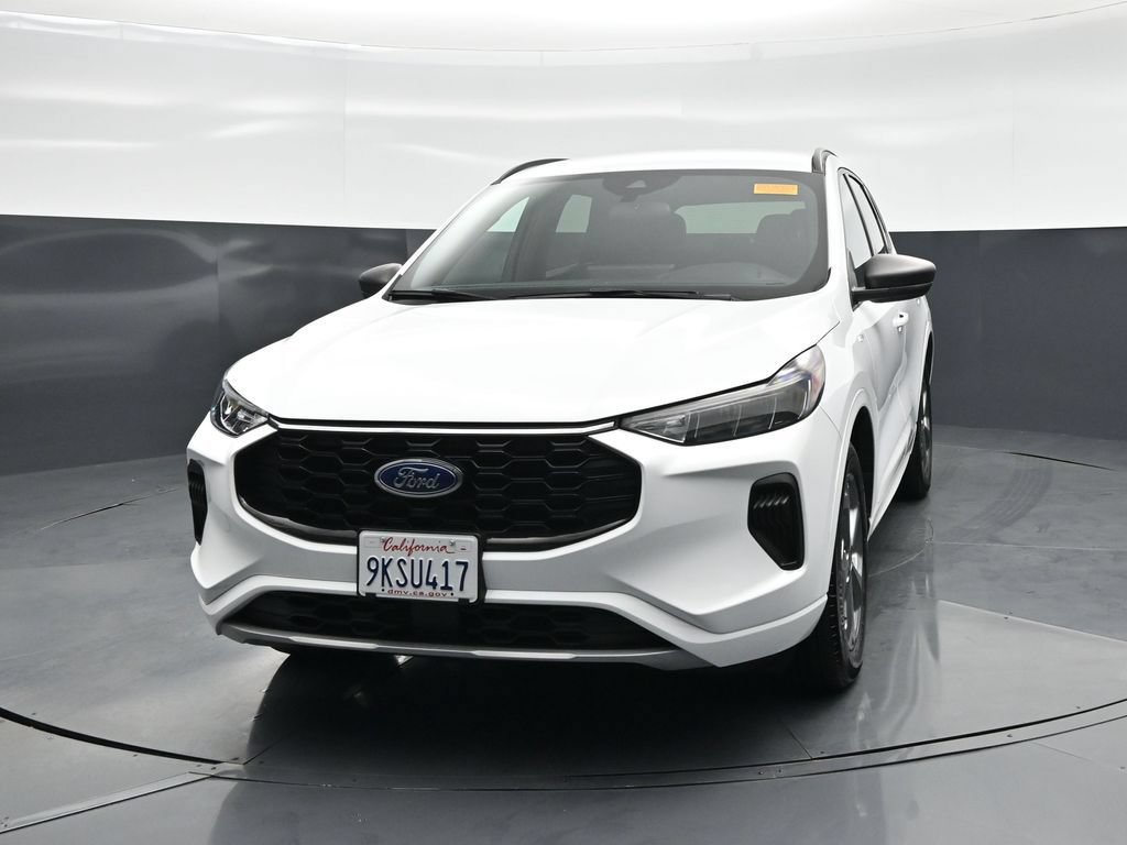Certified 2023 Ford Escape ST-Line w/ Tech Pack #1 AWD/4WD image 54