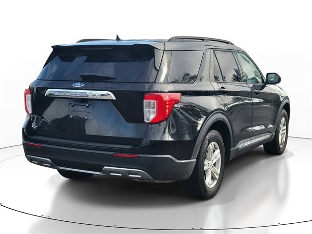Certified 2023 Ford Explorer XLT w/ Equipment Group 202A image 3
