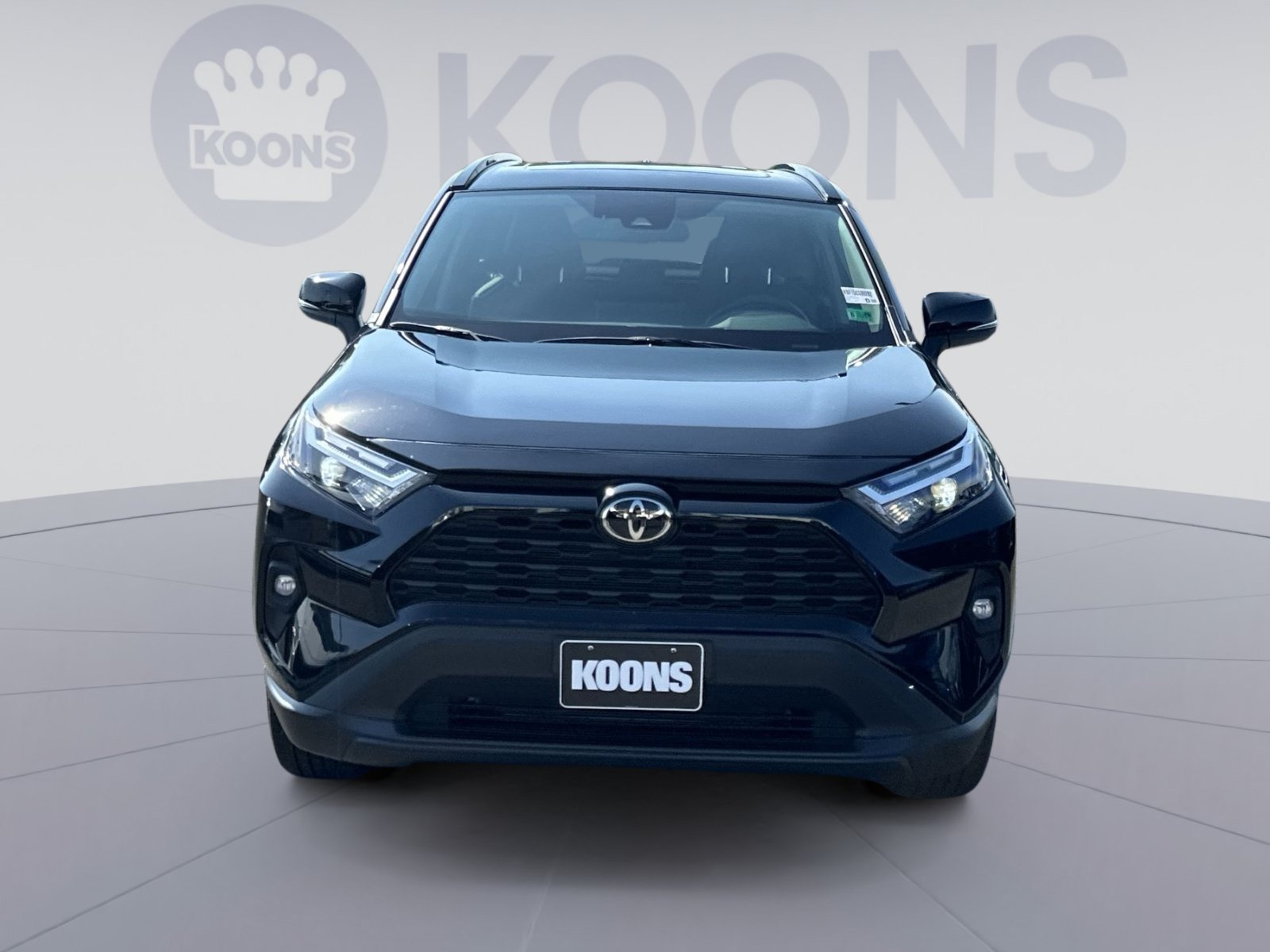 Used 2025 Toyota RAV4 XLE Premium w/ Weather Package AWD/4WD image 4