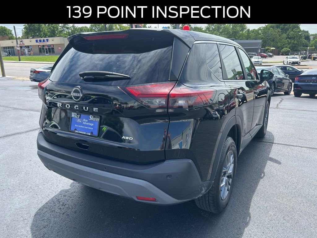 Used 2023 Nissan Rogue S AWD/4WD image 5