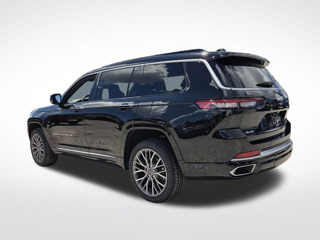 Used 2024 Jeep Grand Cherokee L Summit AWD/4WD image 7