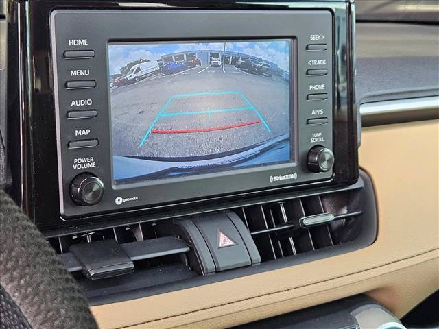 Used 2021 Toyota RAV4 LE FWD image 11