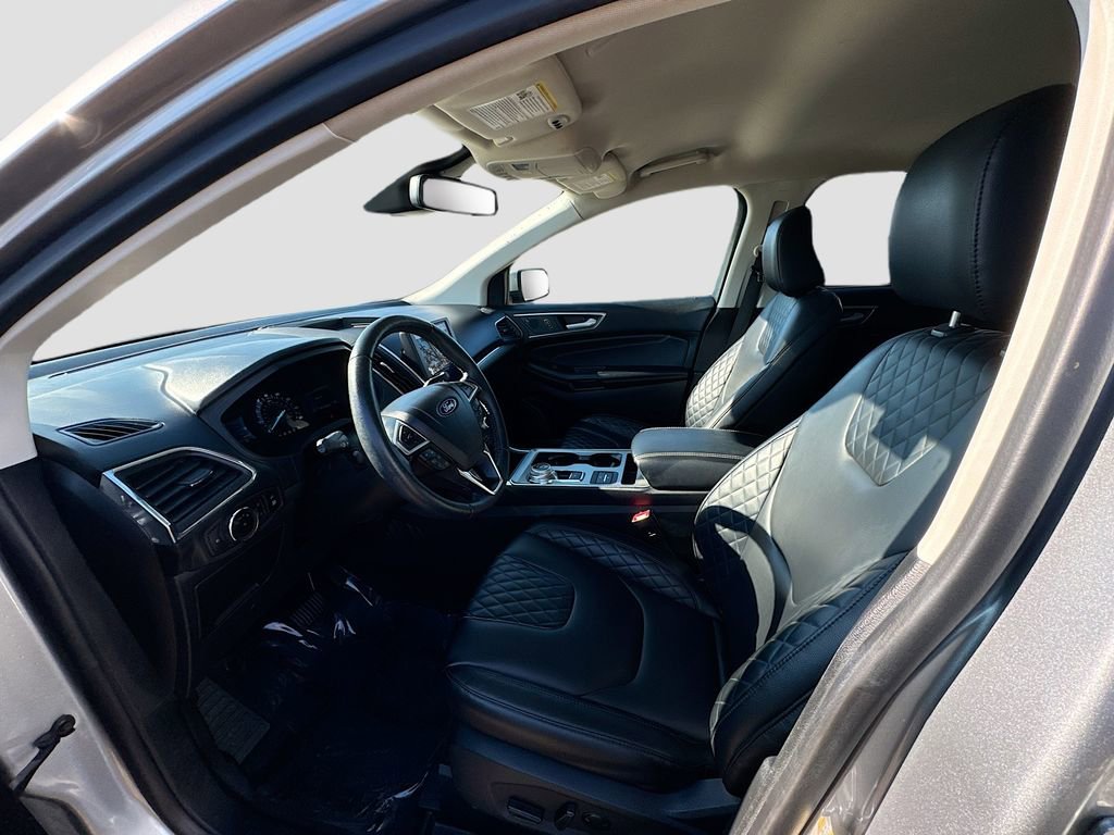 Certified 2024 Ford Edge Titanium AWD/4WD image 17