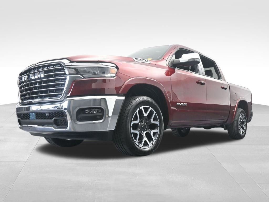Used 2025 RAM 1500 Laramie AWD/4WD image 24