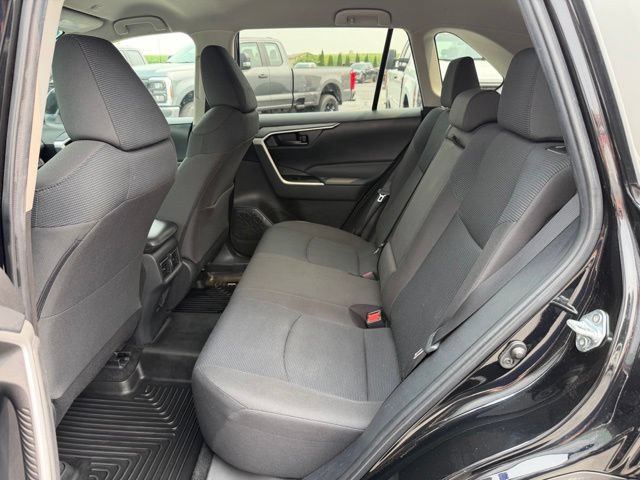 Used 2023 Toyota RAV4 LE AWD/4WD image 17