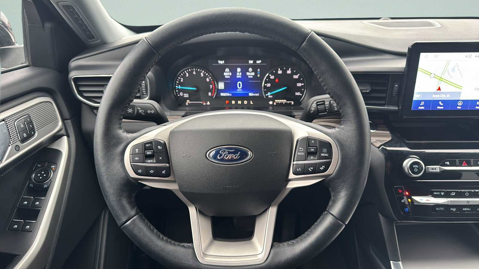 Certified 2022 Ford Explorer Limited w/ Equipment Group 301A image 18