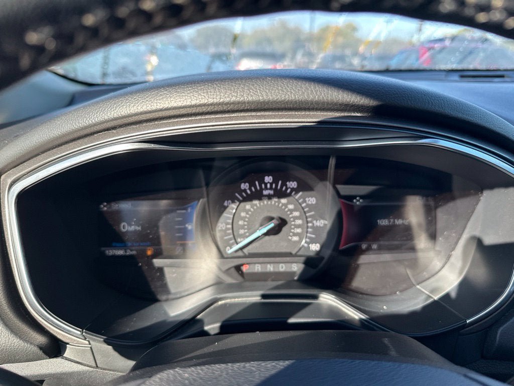 Certified 2019 Ford Fusion SE FWD image 17