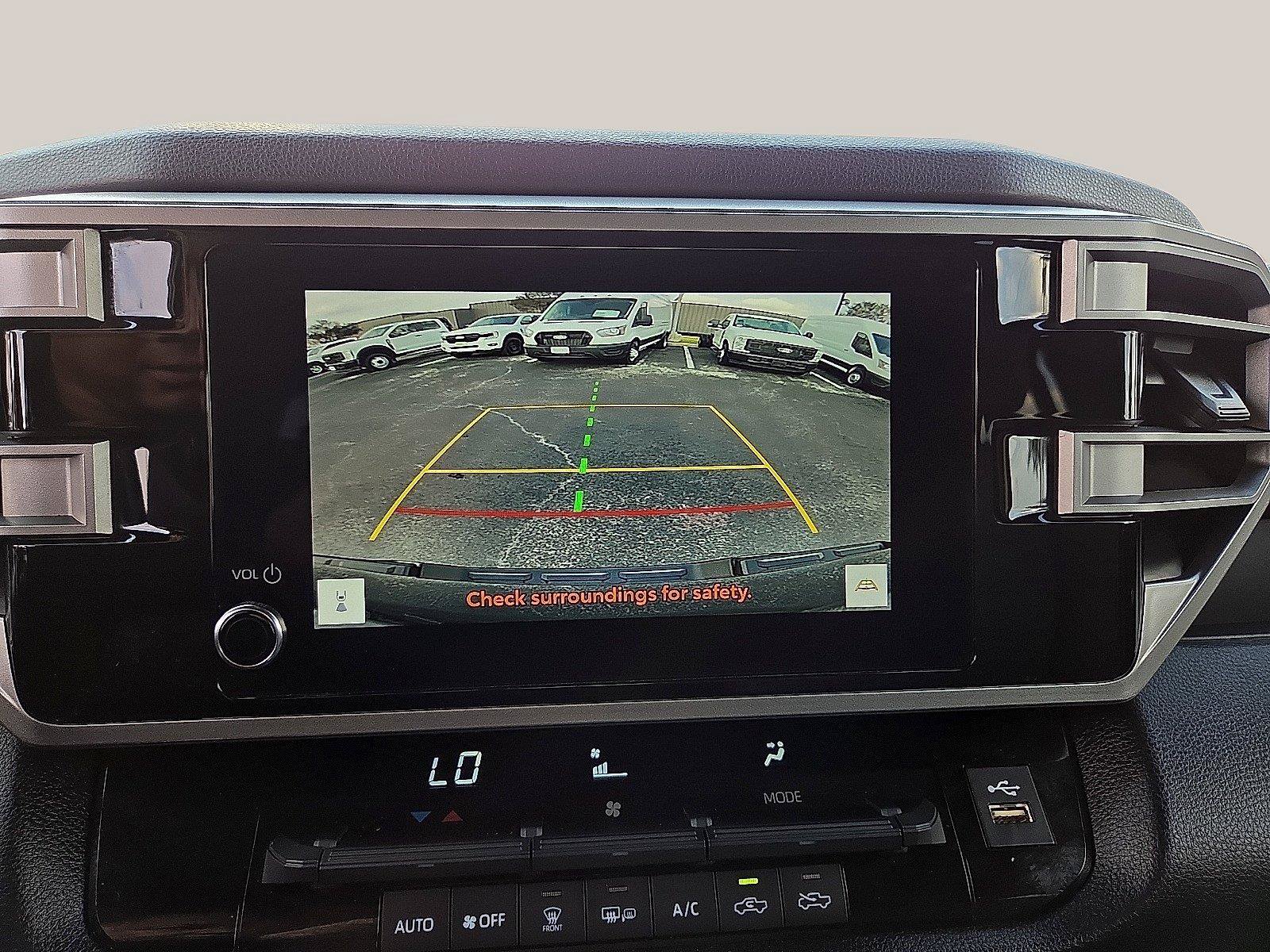 Used 2025 Toyota Tundra SR5 AWD/4WD image 18