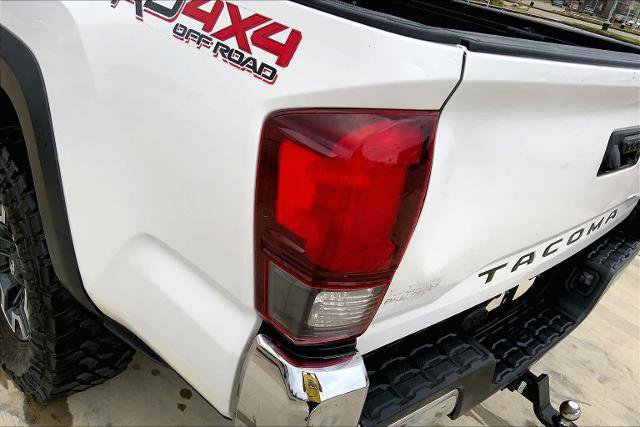 Used 2019 Toyota Tacoma TRD Off-Road image 28
