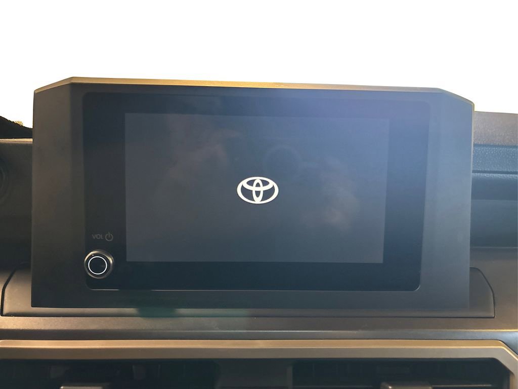 Used 2025 Toyota Tacoma SR5 AWD/4WD image 24