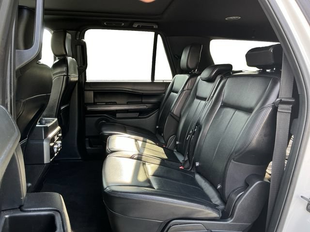 Certified 2020 Ford Expedition Max XLT w/ Equipment Group 202A AWD/4WD image 16